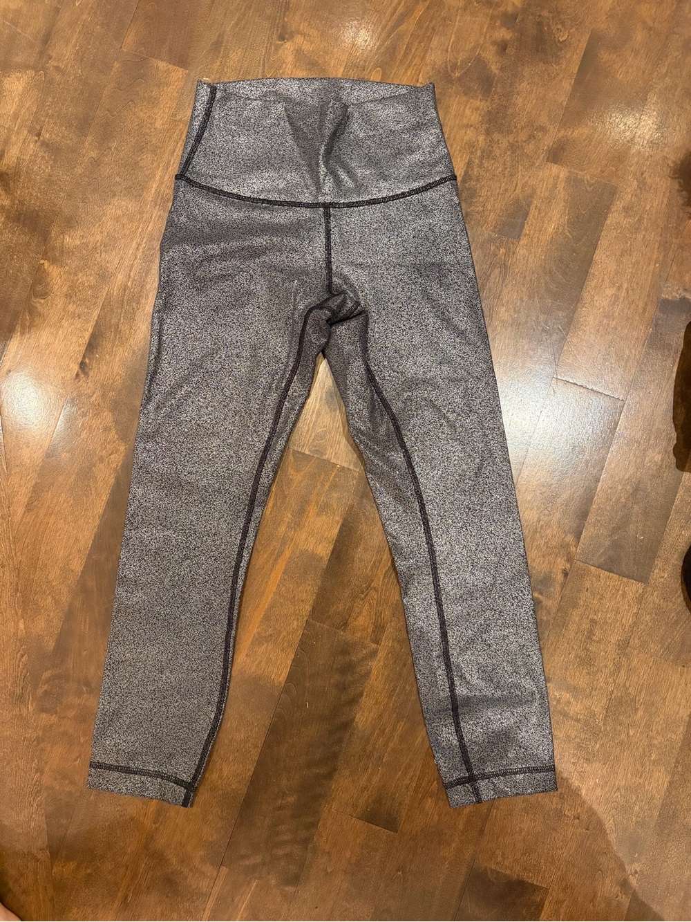 lululemon silver shiny Leggings